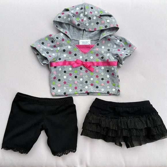 Build-A-Bear Other - Build-a-Bear 3 piece outfit polka dot hoodie, layered black skirt, shorts 2011